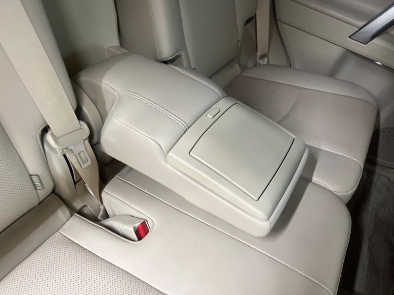 2023 Toyota Land Cruiser Prado 3BA-TRJ150W (UW-6a8a66518375c)[19]