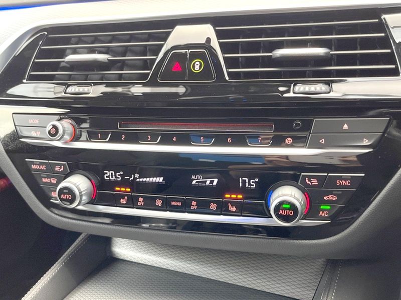 2020 BMW 5 Series 3DA-JF20 (UW-6a8a6677c8040)[16]