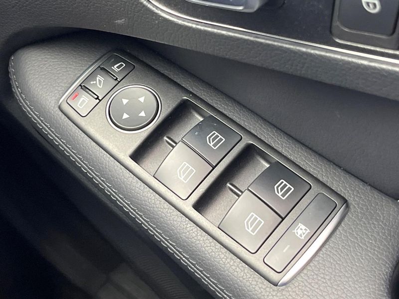 2014 Mercedes Benz E Class RBA-212036C (UW-6a8a667c28814)[5]