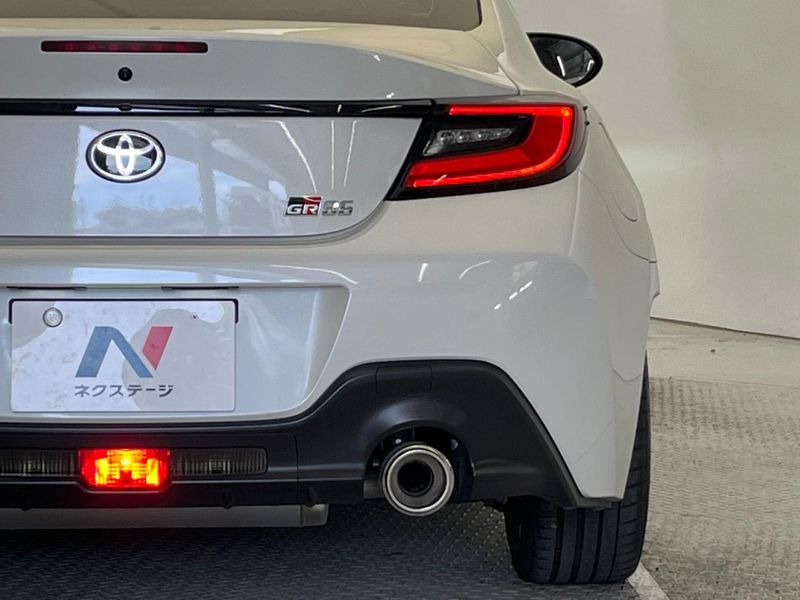 2023 Toyota GR86 3BA-ZN8 (UW-6a8a6694c4e91)[17]