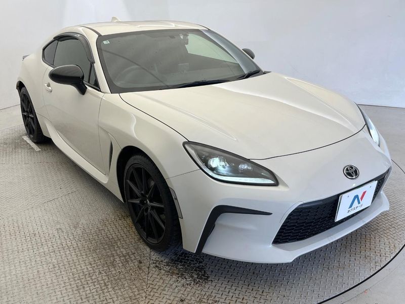 2023 Toyota GR86 3BA-ZN8 (UW-6a8a6694c4e91)[11]