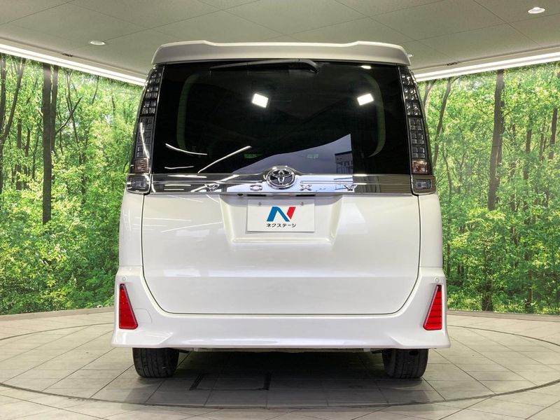 2016 Toyota Voxy DBA-ZRR80W (UW-6a8a66990a6c4)[12]