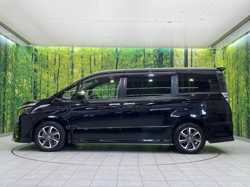 2018 Toyota Voxy DBA-ZRR80W (UW-6a8a669dee904)[14]