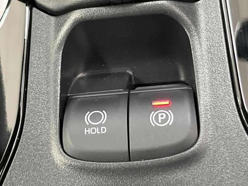 2025 Toyota Corolla Cross 6AA-ZVG13 (UW-6a8a66b190555)[23]