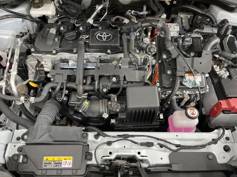 2025 Toyota Corolla Cross 6AA-ZVG13 (UW-6a8a66b190555)[5]