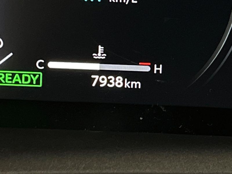 2025 Toyota Corolla Cross 6AA-ZVG13 (UW-6a8a66b338e50)[2]