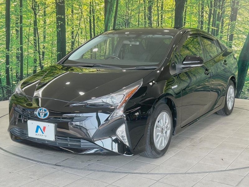 2016 Toyota Prius DAA-ZVW50 (UW-6a8a66bcf2b4f)[6]