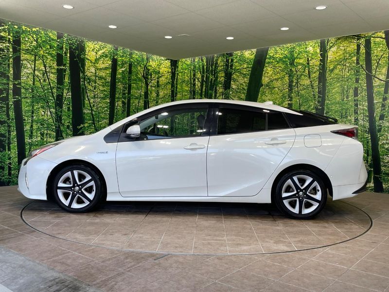 2016 Toyota Prius DAA-ZVW51 (UW-6a8a66c17d30b)[15]