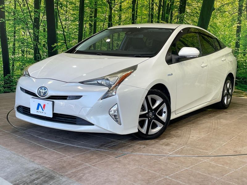 2016 Toyota Prius DAA-ZVW51 (UW-6a8a66c17d30b)[0]