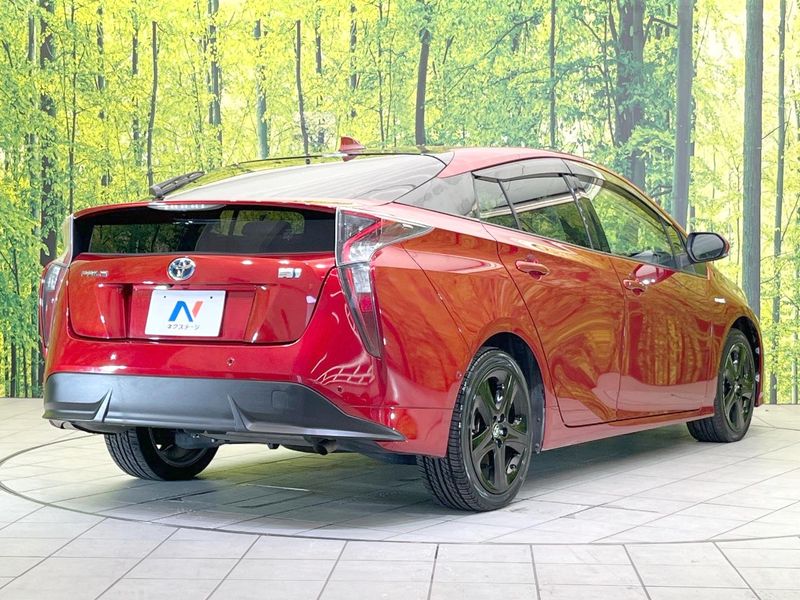2017 Toyota Prius DAA-ZVW51 (UW-6a8a66c7d64d8)[8]