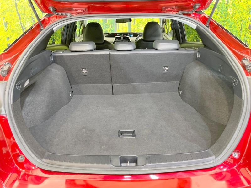 2017 Toyota Prius DAA-ZVW51 (UW-6a8a66c7d64d8)[24]