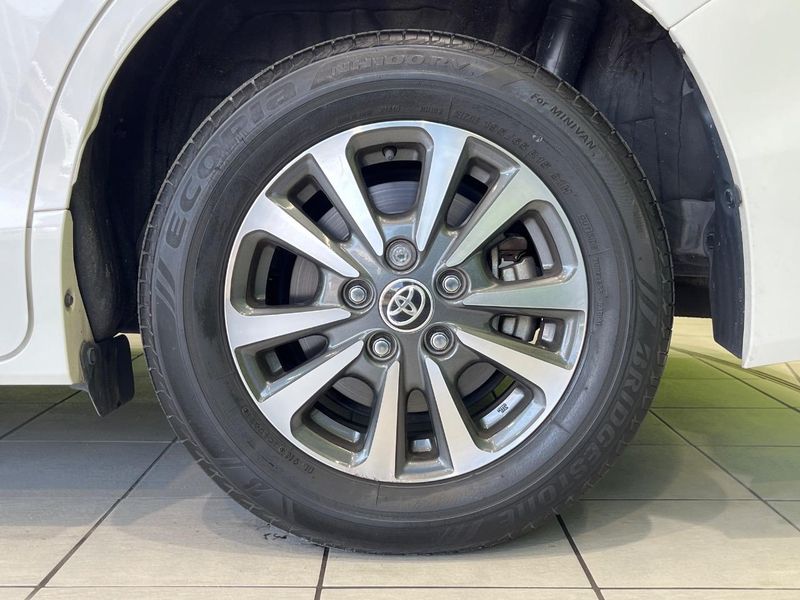 2019 Toyota Esquire DAA-ZWR80G (UW-6a8a66d466b81)[12]