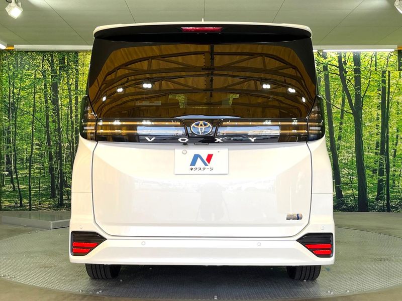 2025 Toyota Voxy 6AA-ZWR90W (UW-6a8a66e45535a)[10]