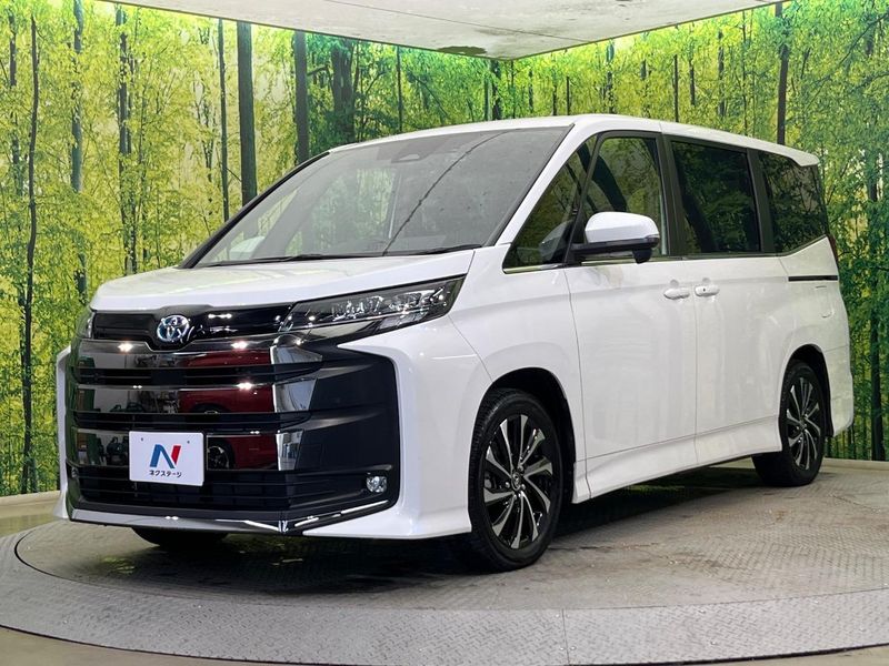 2025 Toyota Noah 6AA-ZWR90W (UW-6a8a66e484bf8)[14]