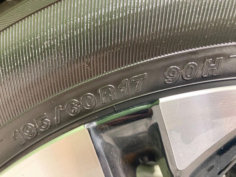 2020 Daihatsu Rocky 5BA-A200S (UW-6a8bb458b2413)[28]