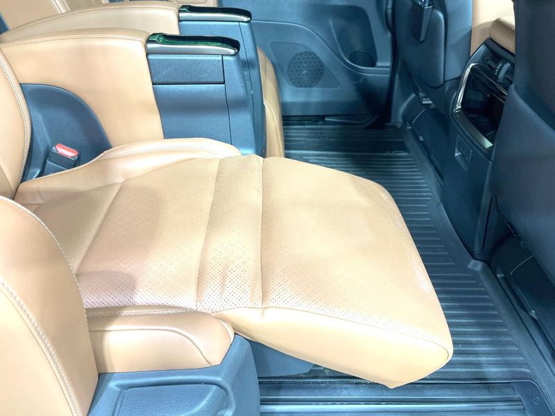 2023 Toyota Vellfire Hybrid 6AA-AAHH45W (UW-6a8bb4718c865)[23]