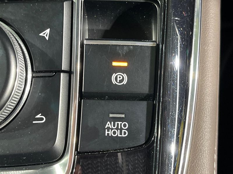 2021 Mazda CX-30 5BA-DMEP (UW-6a8bb51d3808f)[25]
