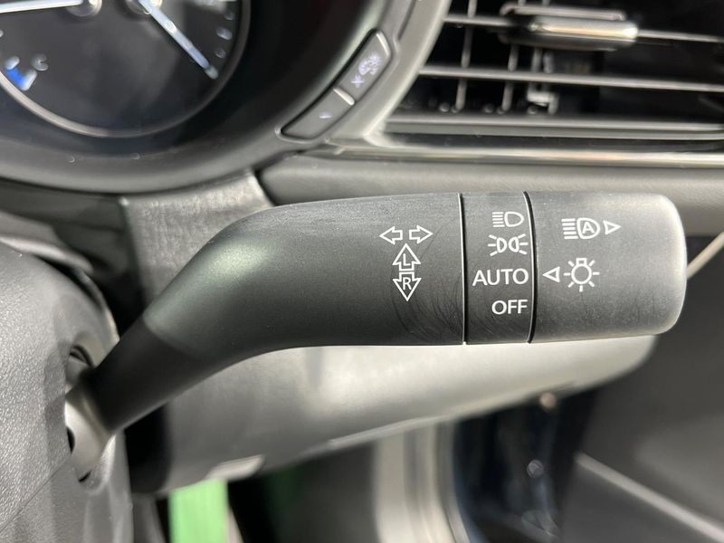 2021 Mazda CX-30 5BA-DMEP (UW-6a8bb51d3808f)[13]