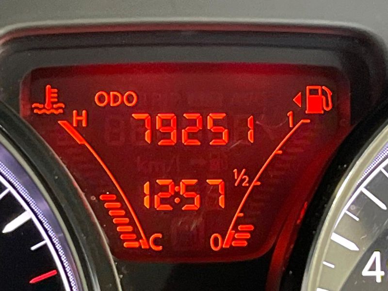 2016 Nissan Note DBA-E12 (UW-6a8bb5238b315)[2]