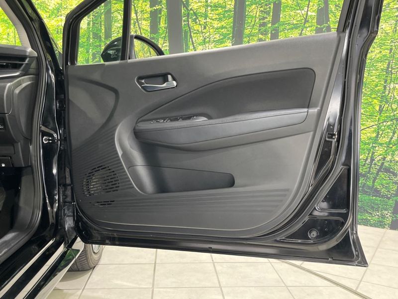 2021 Nissan Note 6AA-E13 (UW-6a8bb5262d5ba)[23]