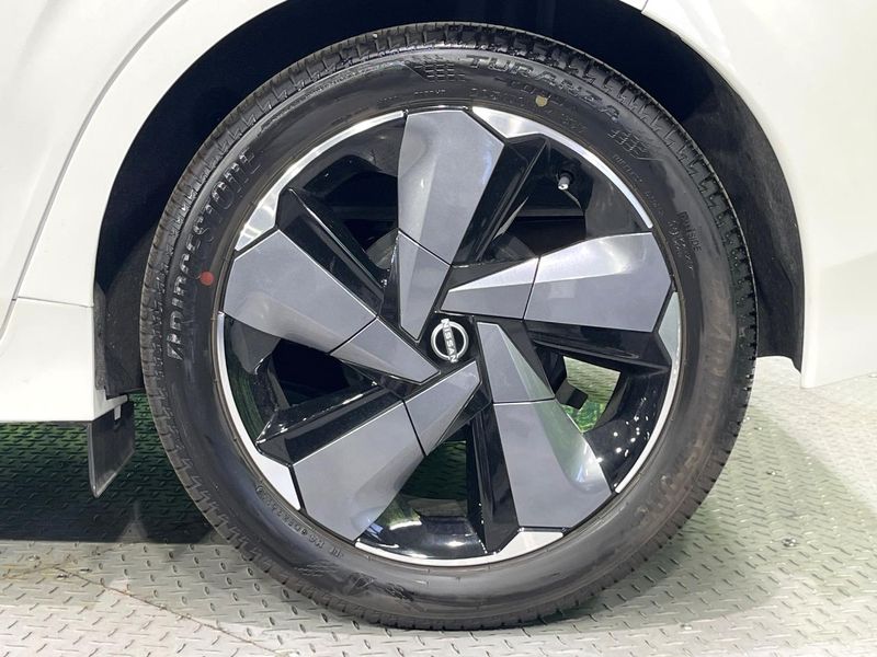 2023 Nissan Aura 6AA-FE13 (UW-6a8bb52ef2bd7)[12]