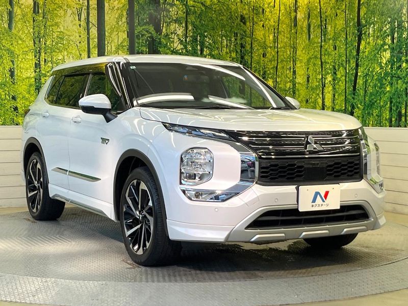 2022 Mitsubishi OUTLANDER PHEV 5LA-GN0W (UW-6a8bb55857d8f)[25]