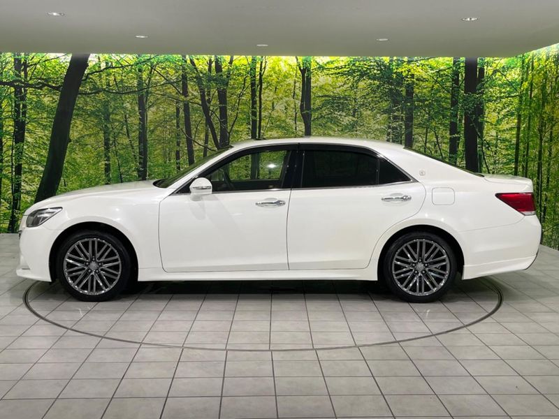 2013 Toyota Crown DBA-GRS211 (UW-6a8bb5675a0ce)[20]