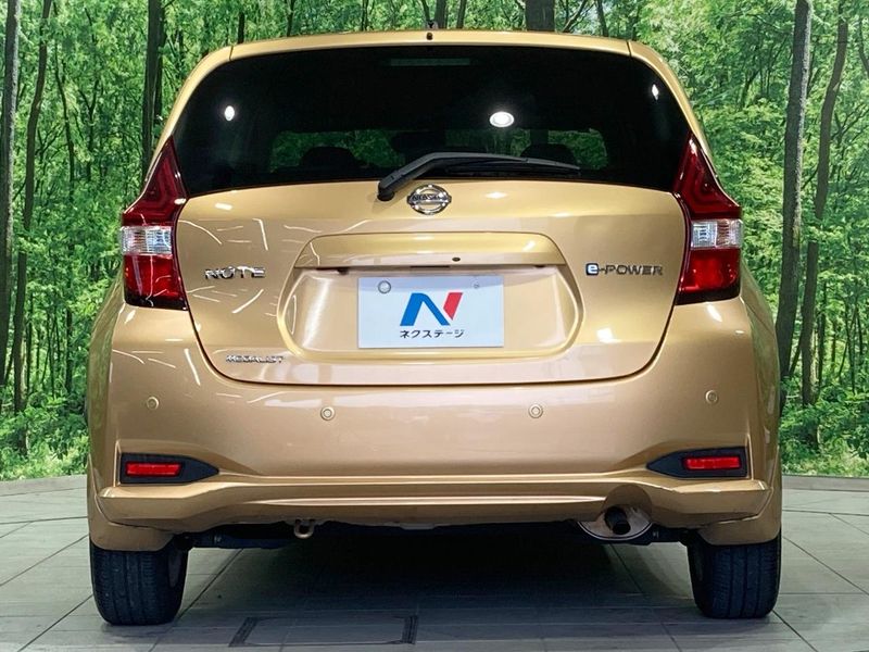 2016 Nissan Note DAA-HE12 (UW-6a8bb580be48e)[19]