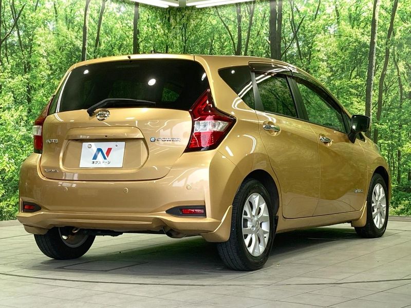 2016 Nissan Note DAA-HE12 (UW-6a8bb580be48e)[8]