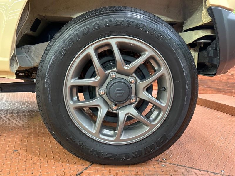 2024 Suzuki Jimny 3BA-JB64W (UW-6a8bb5a5b6f60)[9]