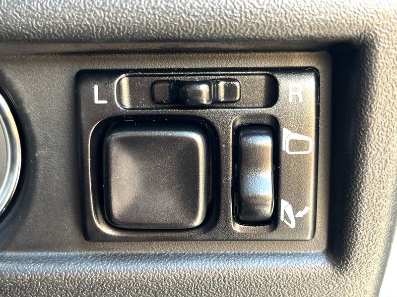 2024 Suzuki Jimny 3BA-JB64W (UW-6a8bb5a5c4f14)[19]