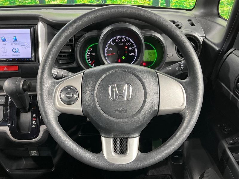 2015 Honda N-BOX DBA-JF1 (UW-6a8bb5b4dd204)[24]
