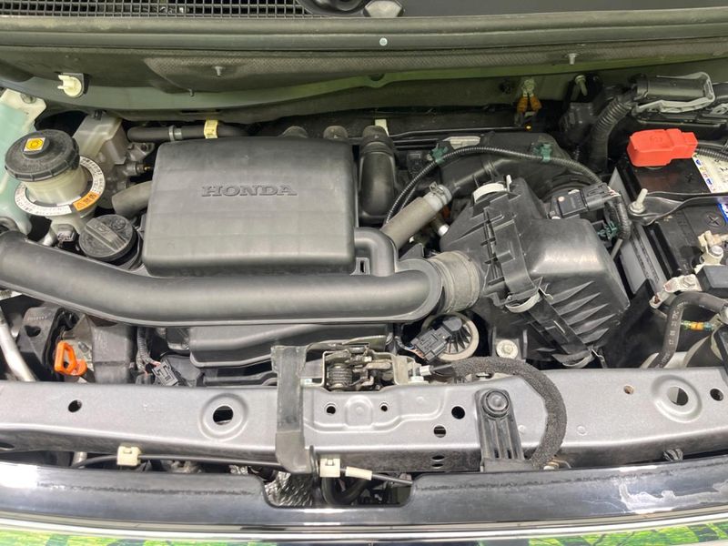 2021 Honda N-BOX CUSTOM 6BA-JF4 (UW-6a8bb5dca388c)[7]