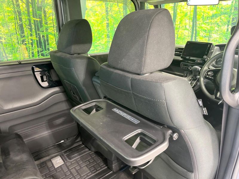 2021 Honda N-BOX CUSTOM 6BA-JF4 (UW-6a8bb5dca388c)[22]