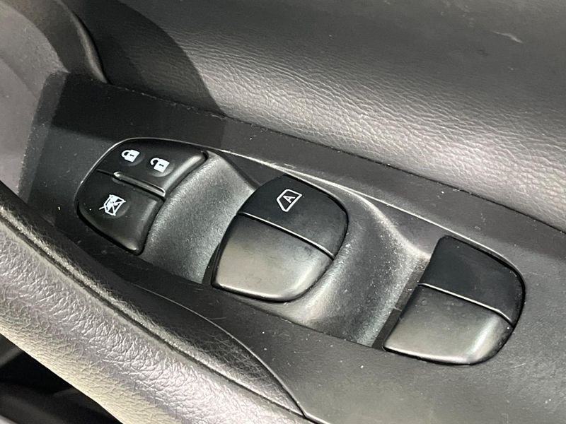2017 Nissan Teana DBA-L33 (UW-6a8bb62317a2b)[16]