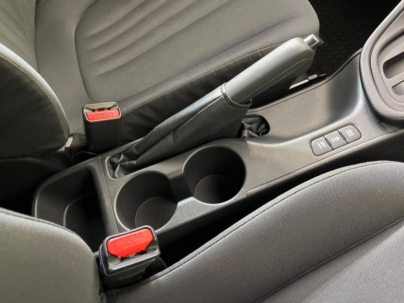 2021 Toyota Yaris 6AA-MXPH10 (UW-6a8bb6fecb9e7)[10]