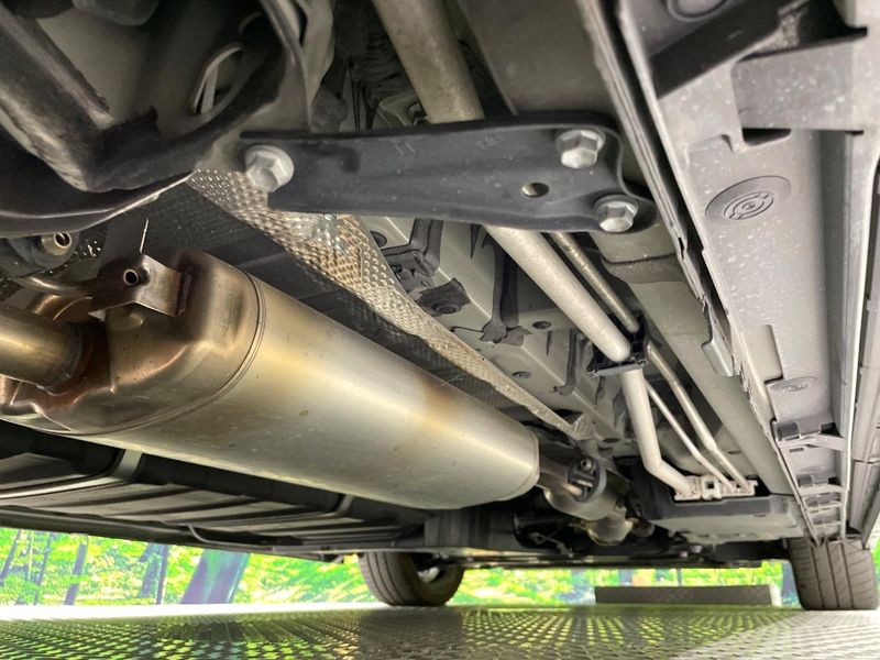2023 Toyota Voxy 6BA-MZRA90W (UW-6a8bb7383fb54)[11]