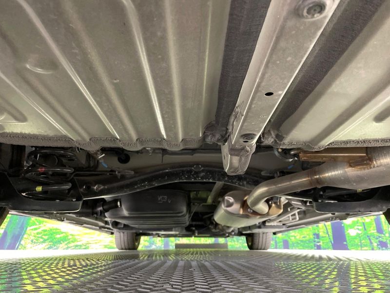 2023 Toyota Voxy 6BA-MZRA90W (UW-6a8bb7383fb54)[9]