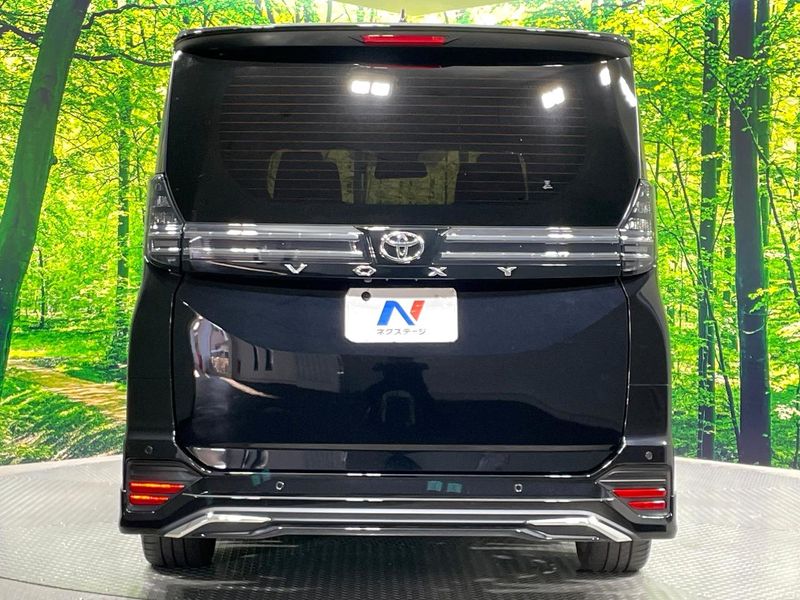 2023 Toyota Voxy 6BA-MZRA90W (UW-6a8bb7383fb54)[8]