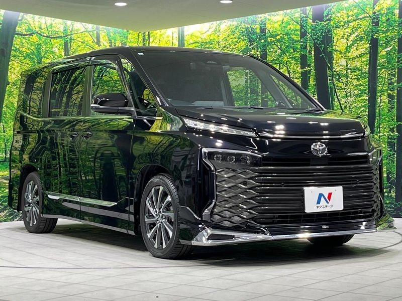 2023 Toyota Voxy 6BA-MZRA95W (UW-6a8bb73fc9582)[23]