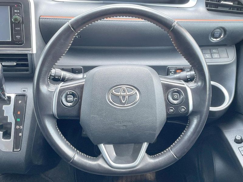 2015 Toyota Sienta DBA-NCP175G (UW-6a8bb741a3547)[20]