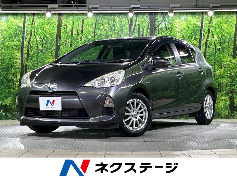 2013 Toyota Aqua DAA-NHP10 (UW-6a8bb74c78dc3)[3]