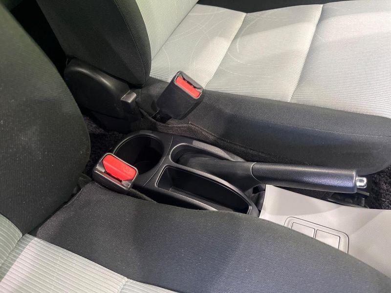 2013 Toyota Aqua DAA-NHP10 (UW-6a8bb74c80598)[21]