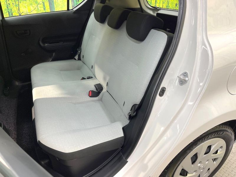 2017 Toyota Aqua DAA-NHP10 (UW-6a8bb7534c7f9)[9]