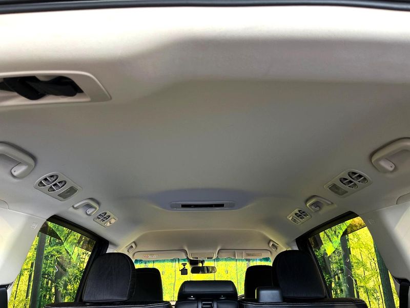 2014 Honda Odyssey DBA-RC1 (UW-6a8bb76dcd15f)[18]