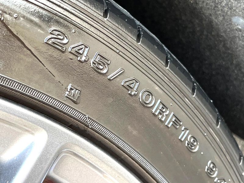 2022 Nissan Skyline 5BA-RV37 (UW-6a8bb77fdabc2)[7]