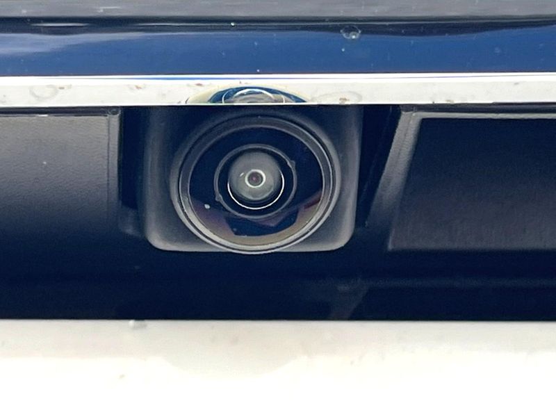 2022 Nissan Skyline 5BA-RV37 (UW-6a8bb77fdabc2)[23]