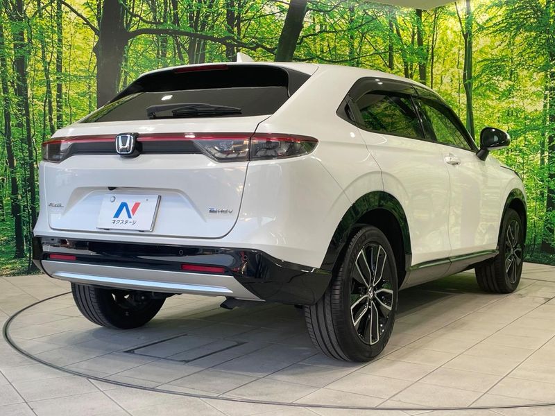 2022 Honda Vezel 6AA-RV5 (UW-6a8bb783cb2e5)[13]