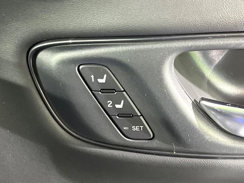 2023 Honda ZR-V 6AA-RZ4 (UW-6a8bb78d2e327)[5]