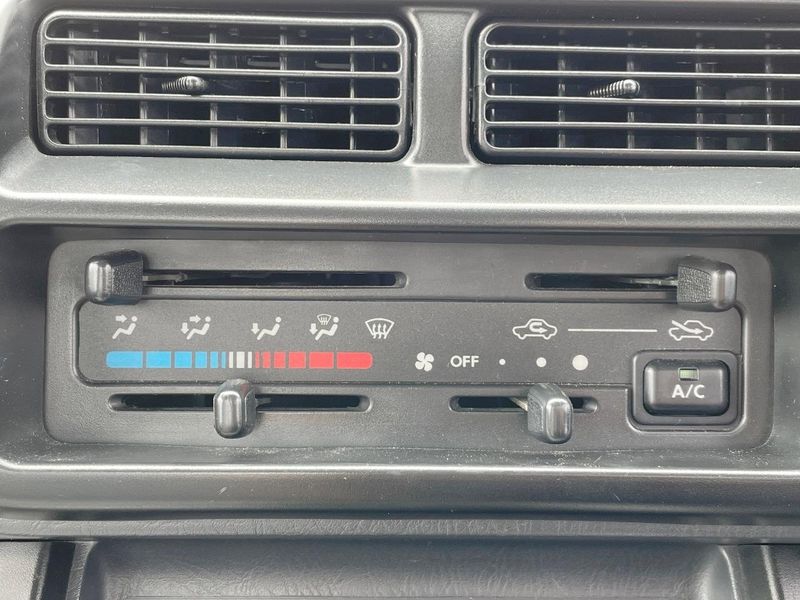 2002 Daihatsu Hijet Truck TE-S210P (UW-6a8bb7926eb88)[27]